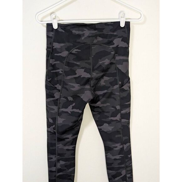 Athleta Ultimate 7/8 Tight Leggings with Pockets - Size S - Picture 5 of 9